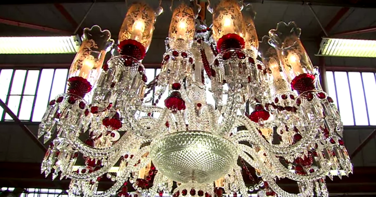 The Science Behind Crystal Chandeliers Is A Dizzying Artwork In Itself
