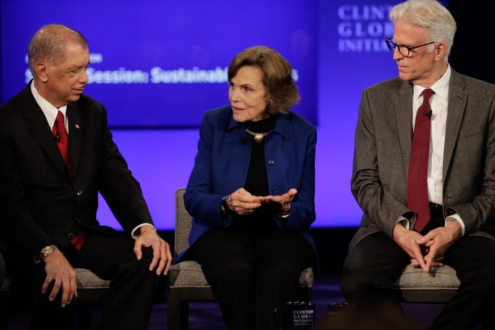 (L-R) James Michel, President, The Republic of Seychelles, Sylvia Earle, Founder and Chairman, The Sylvia Earle Alliance and Ted Danson attend the Sustainable Oceans session during the third day of the 2015 Clinton Global Initiative's Annual Meeting at the Sheraton New York Hotel & Towers on September 28, 2015 in New York City.