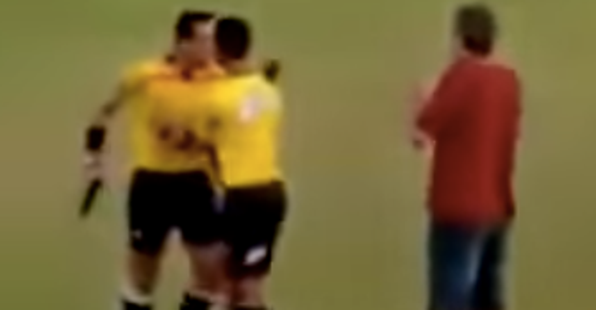 Brazilian Soccer Referee Shockingly Pulls Out Gun During Match HuffPost