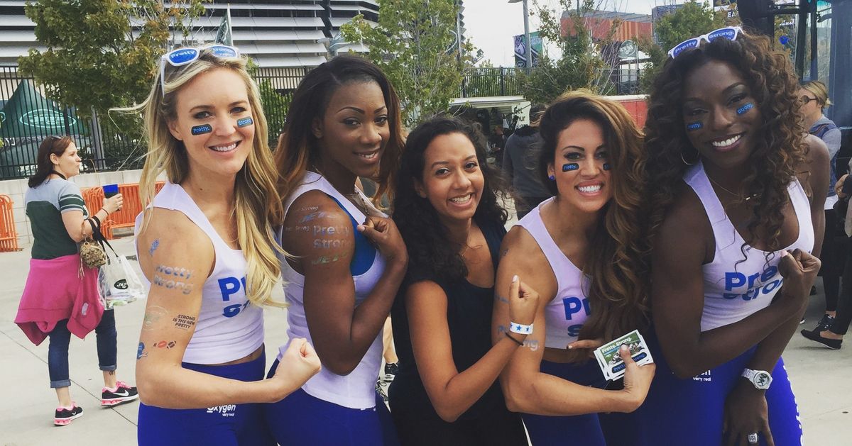 Women's gridiron players ditch skimpy uniforms to tackle full