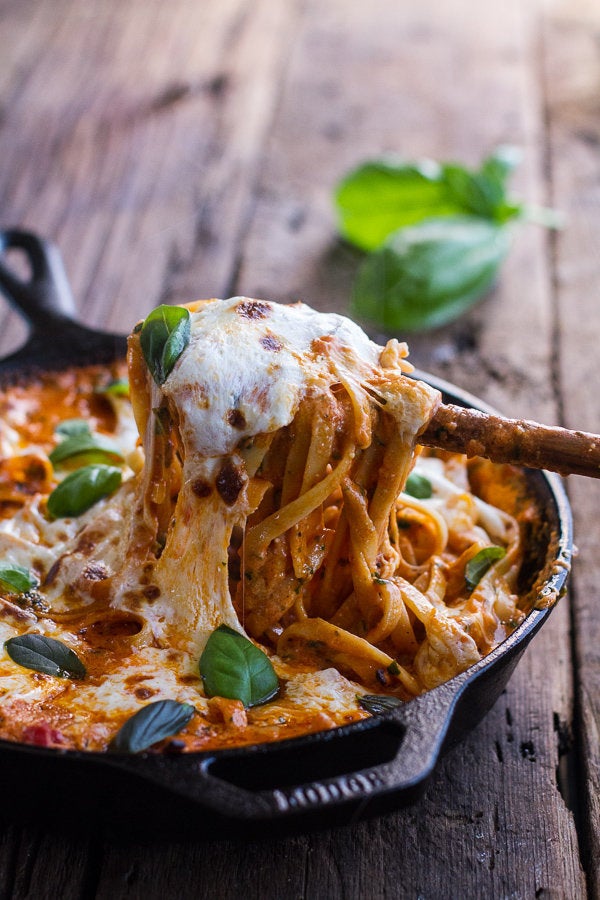 One-Pot 30-Minute Creamy Tomato Basil Pasta Bake