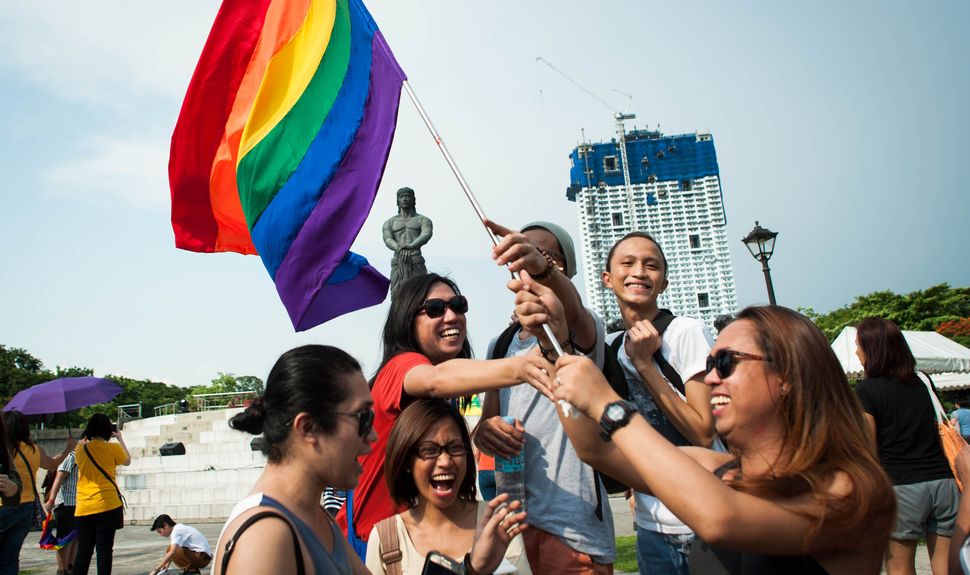 The Dangers Of Being Lgbt In ‘tolerant’ Philippines Huffpost