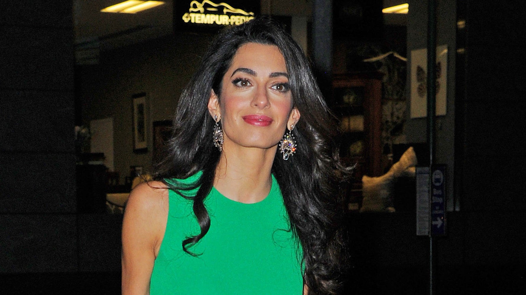 Amal Clooney Stuns In Perfectly Formfitting Versace Dress | HuffPost Life Amal Clooney Stuns In Perfectly Formfitting Versace Dress | HuffPost Life