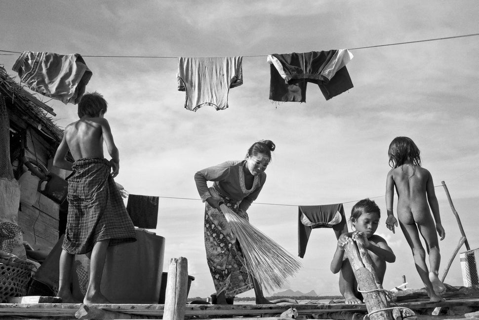 Photos Of Matriarchal Societies Show What Gender Equality Looks Like