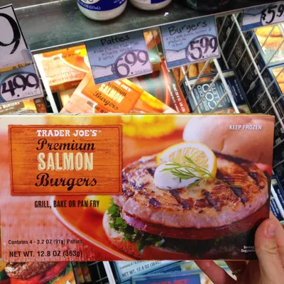 I love the frozen premium salmon burgers! : r/traderjoes