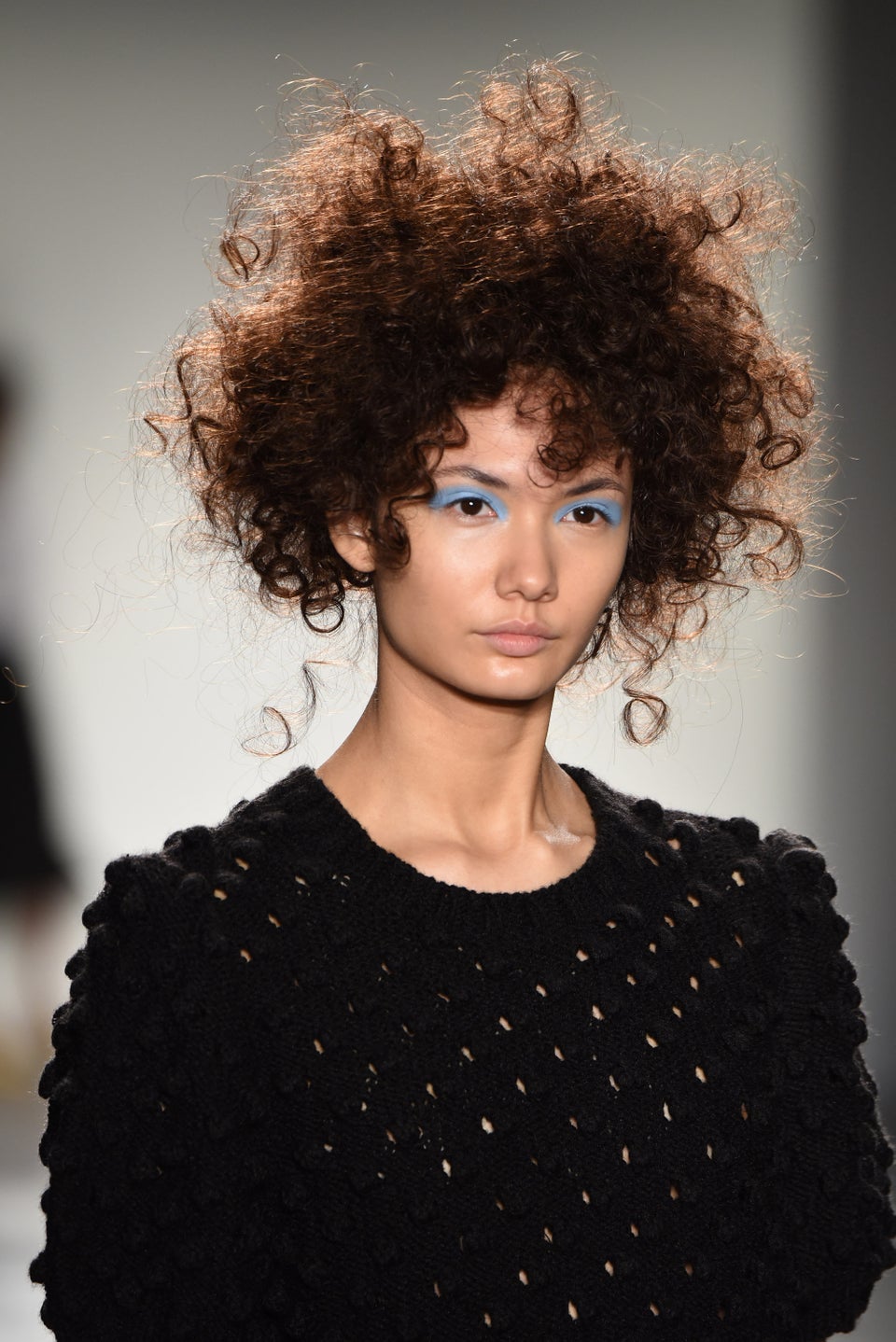 7 Looks That Prove Blue Eyeshadow Is No Longer Stuck In The '80s ...