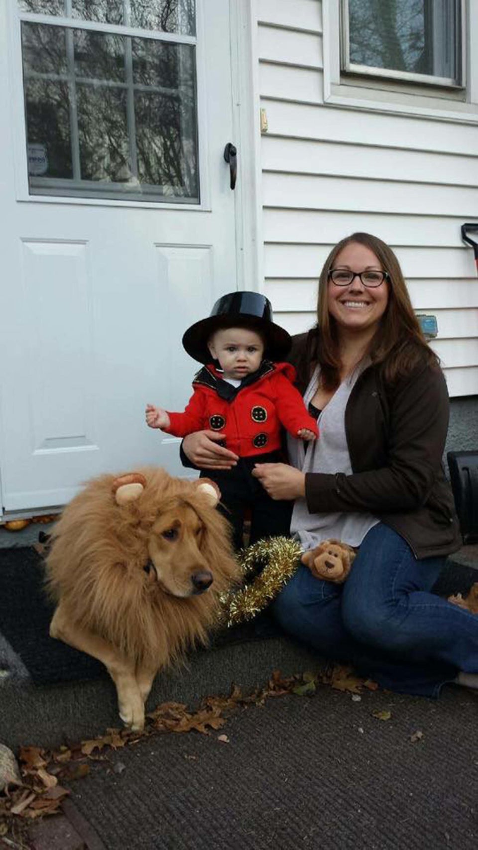 23 Dog And Kid Halloween Costumes That Will Make You Squeal