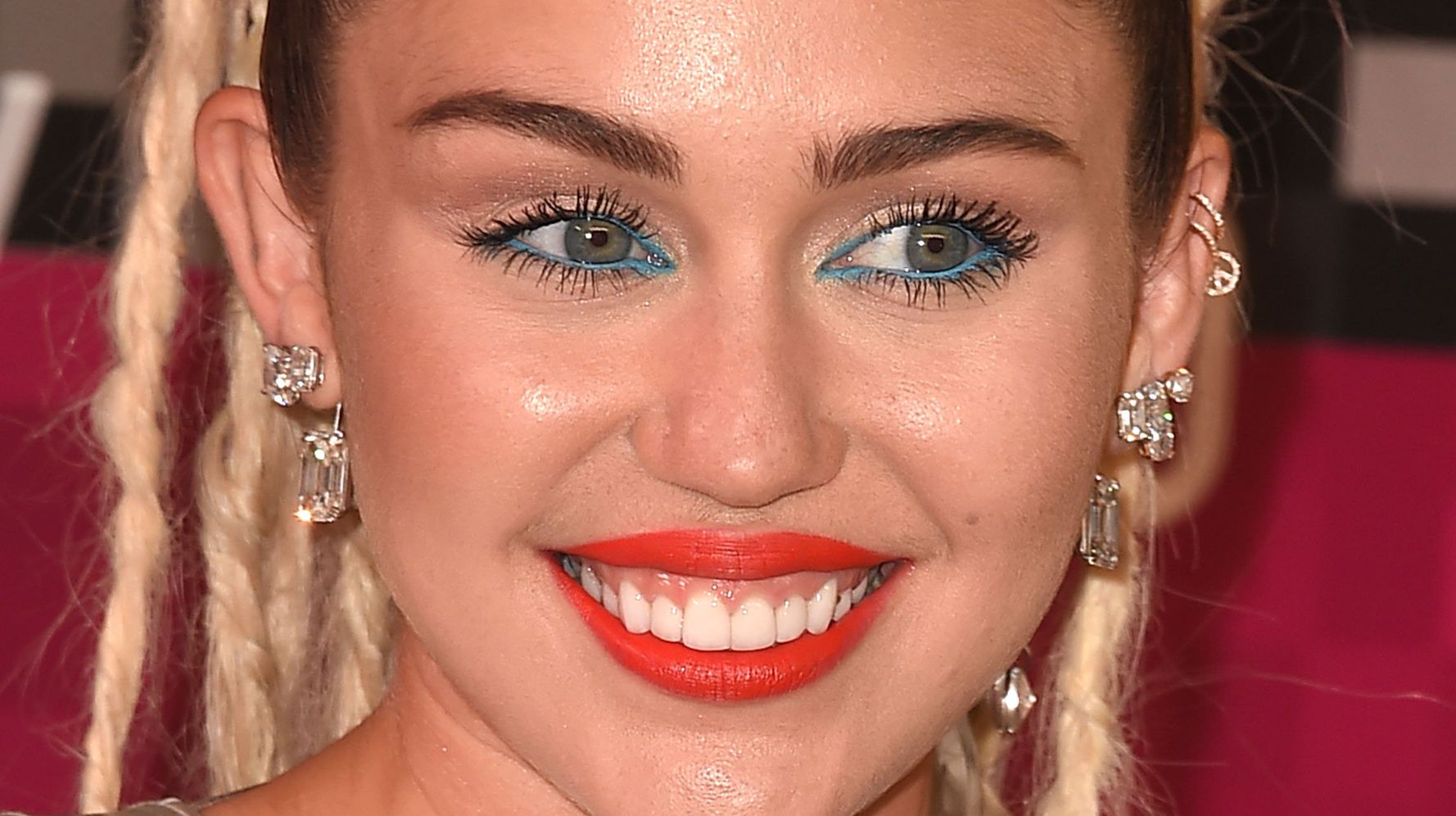 Miley Cyrus Looks Like Her Old Self In Long Brown Wig | HuffPost