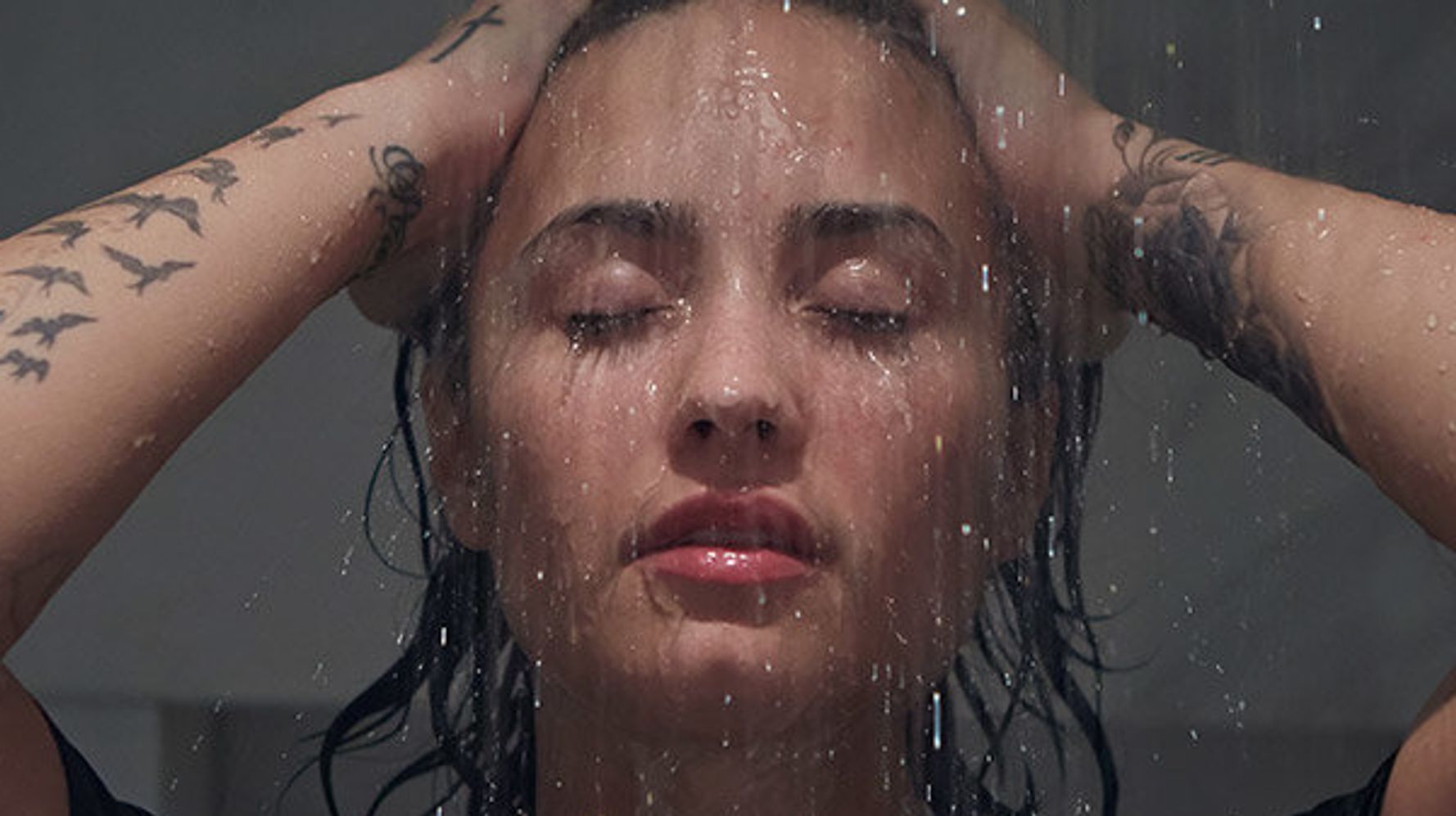 Demi Lovato Goes Nude And Makeup Free For Vanity Fair Huffpost