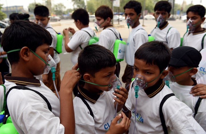 New Delhi's government is introducing measures to reduce pollution in the city.