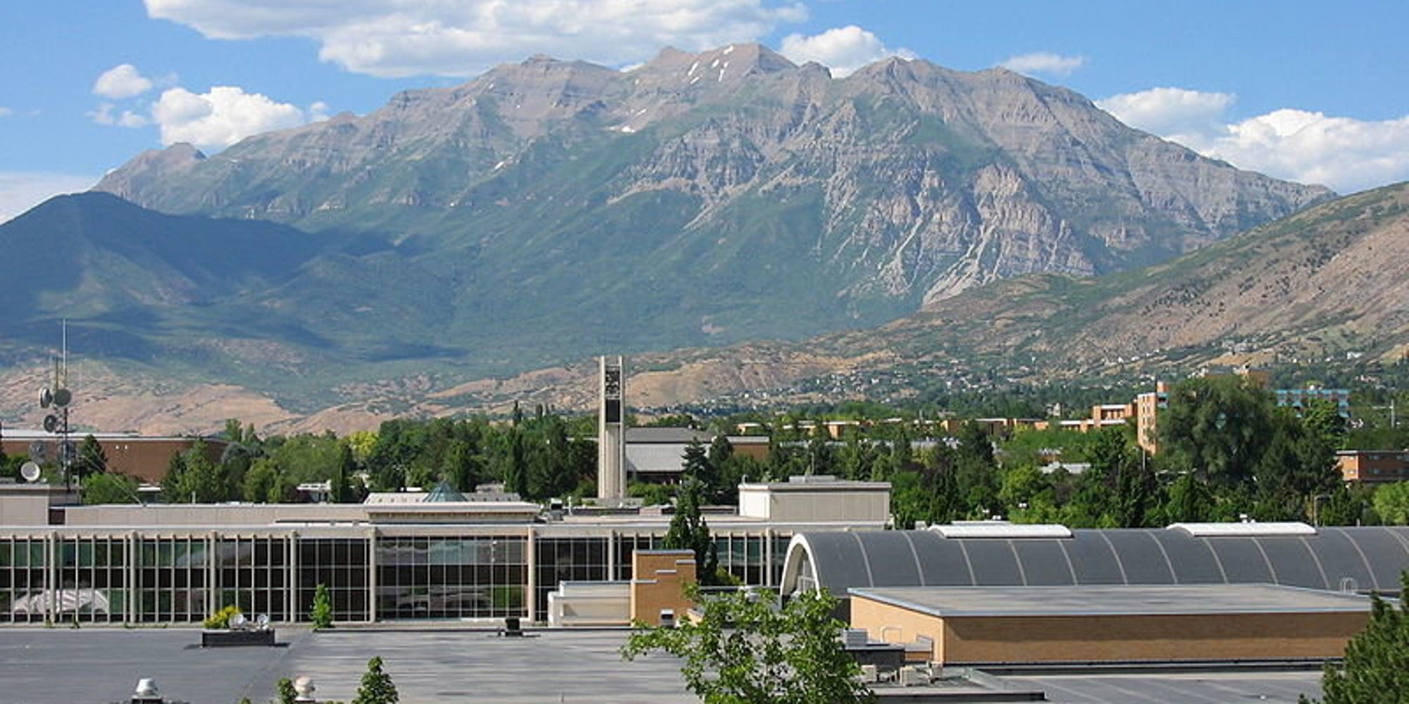 Прово. Университет на горе прово Юта. BYU Provo Utah. Brigham young University Provo sat