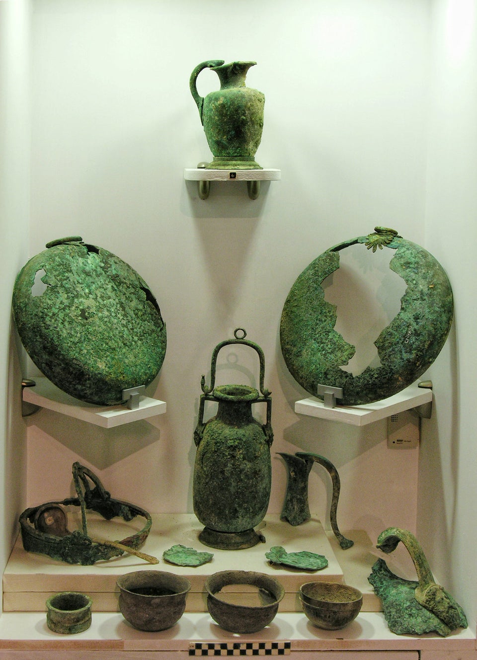 Bronze Age tombs with international luxury goods found in Cyprus – The  History Blog