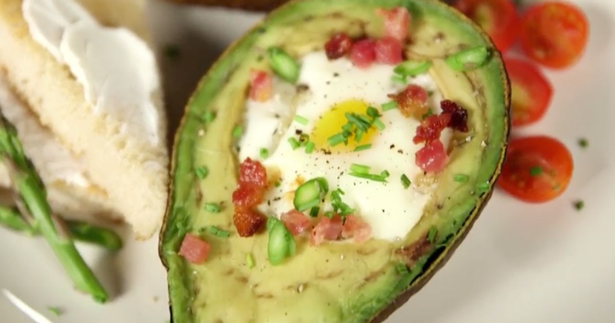Baking Eggs INSIDE Avocados Is Truly A Champion's Breakfast