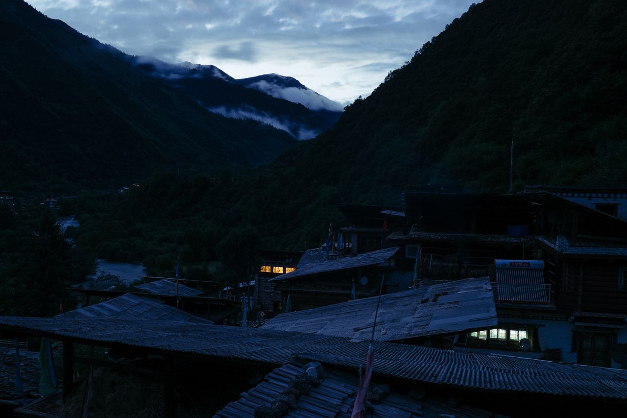Wenping village at nightfall.