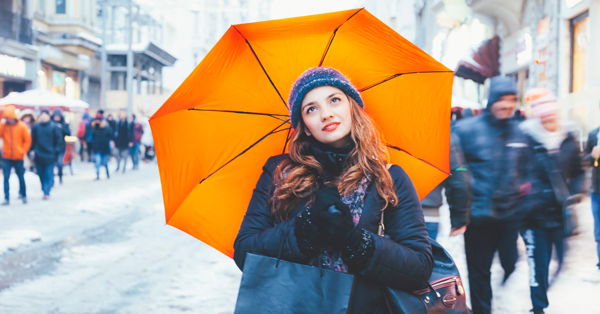 The Do s And Don ts Of Rainy Day Dressing HuffPost