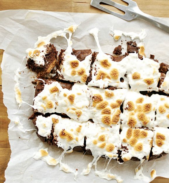 Slow Cooker S'mores Brownies