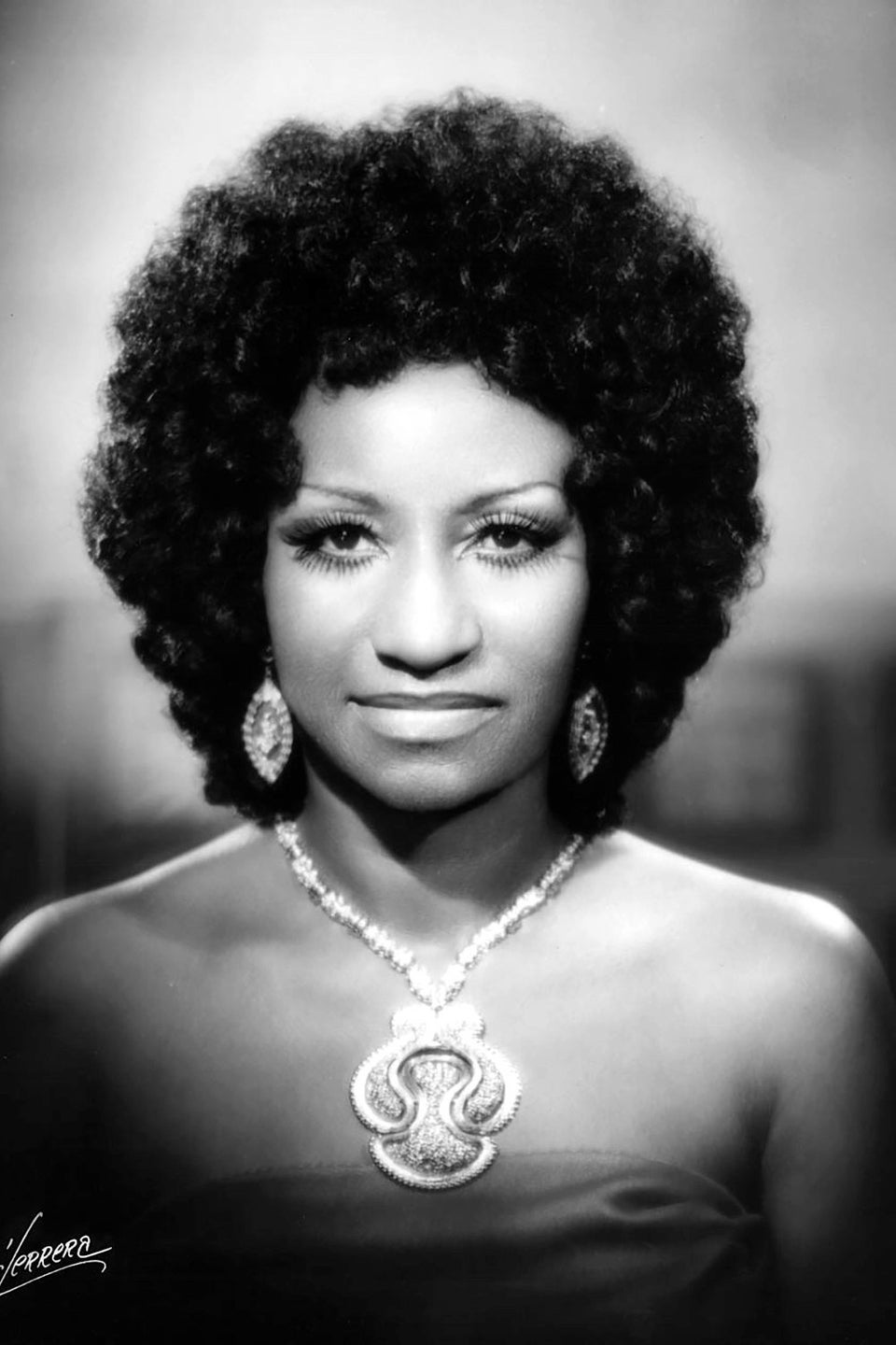 Who was prettier? Josephine Baker or Celia Cruz? Lipstick Alley