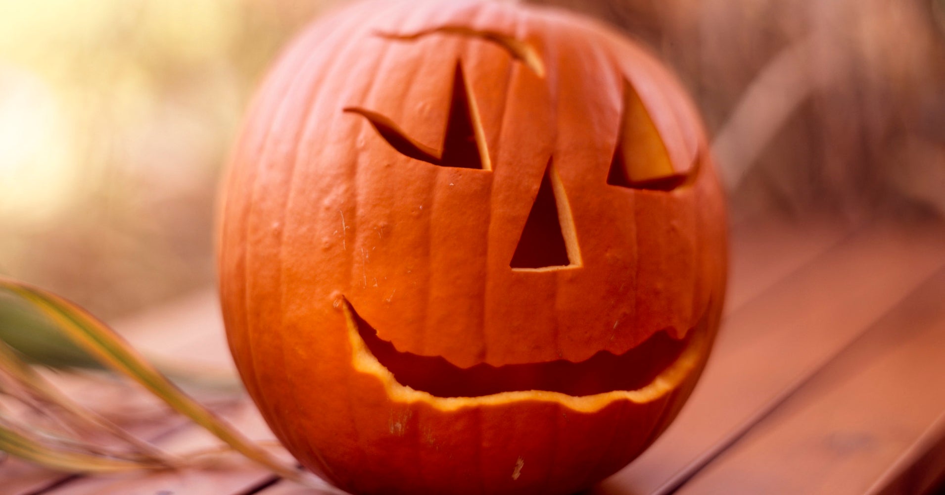 4 Ways To Step Up Your Pumpkin Carving Game HuffPost 4-ways-to-step-up-your-pumpkin-carving-game-huffpost