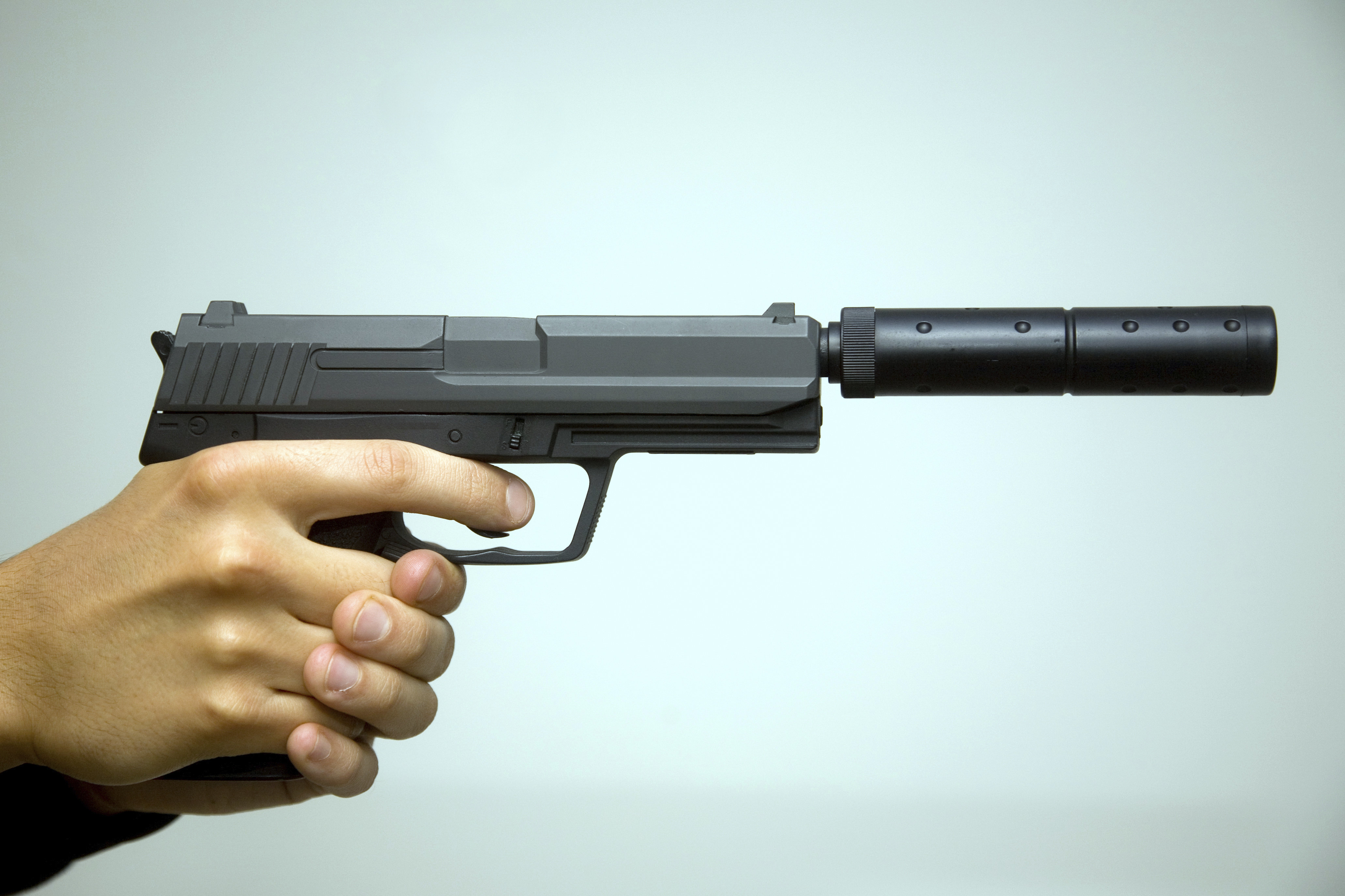 GOP Lawmakers Want To Make Gun Silencers Cheaper Easier To Buy HuffPost   562a42fc1900002d00b94b80 