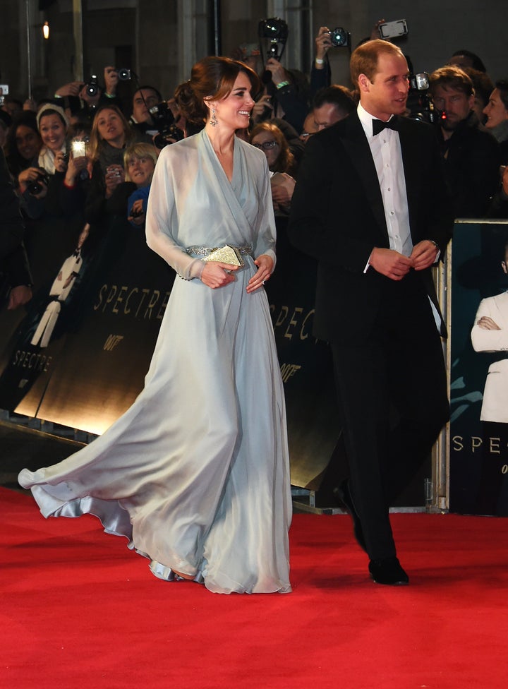 Duchess Kate Goes Sheer At The Spectre Premiere Huffpost Life 