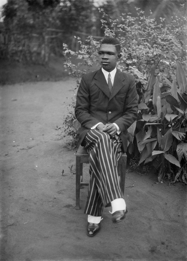 Alonge - self-portrait - seated, c. 1942