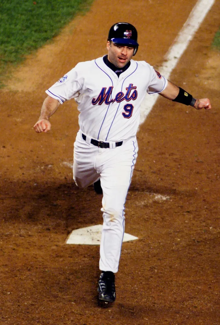 The Mets and Mike Piazza are feuding over his 9/11 jersey - NBC Sports