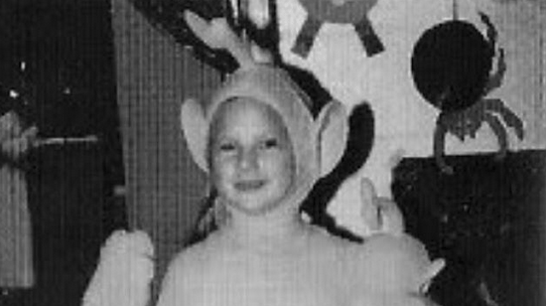 Taylor Swift Dresses As Adorable Teletubby In Halloween Throwback