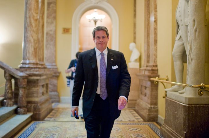 Sen. David Vitter (R-La.), a candidate for Louisiana governor, is one of the biggest recipients of super PAC support for state, city and local elections in 2015.
