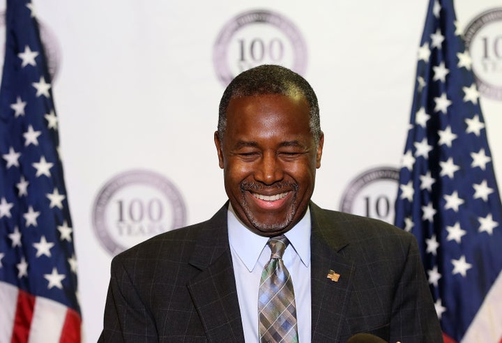 AKEWOOD, CO - OCTOBER 29: Republican presidential candidate Ben Carson speaks during a news conference before a campaign event at Colorado Christian University on October 29, 2015 in Lakewood, Colorado. A new NBC/Wall Street Journal survey is one of two since the start of October to give him an edge over rival Donald Trump.