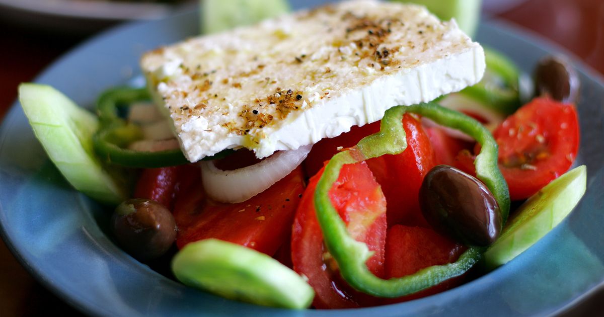 10 Greek Eating Habits That Will Boost Your Health