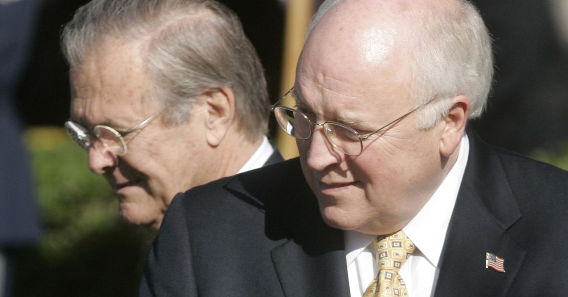 George H W Bush Takes Unexpected Swipes At Cheney Rumsfeld Huffpost