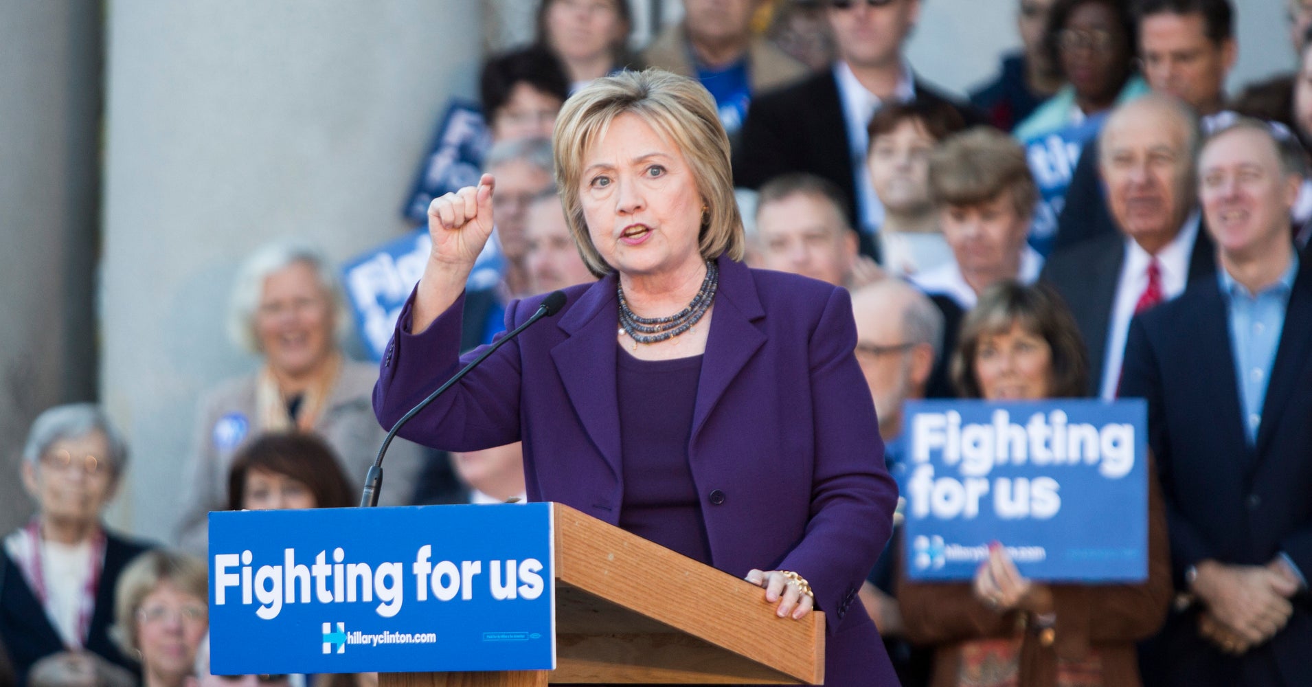 Hillary Clinton Calls For Overhauling Veterans Health Care System