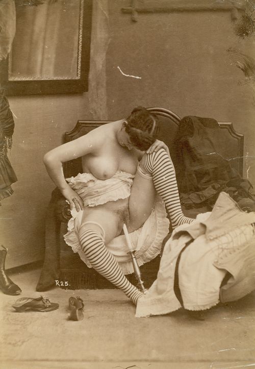 1890s Women Porn - A Brief History Of America's Surprisingly Long Love Affair With Porn |  HuffPost Entertainment