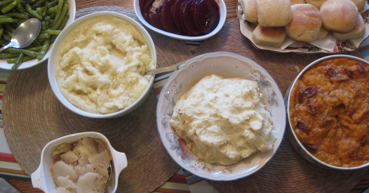 So You Want To Host Thanksgiving This Year? Here's How | HuffPost Life