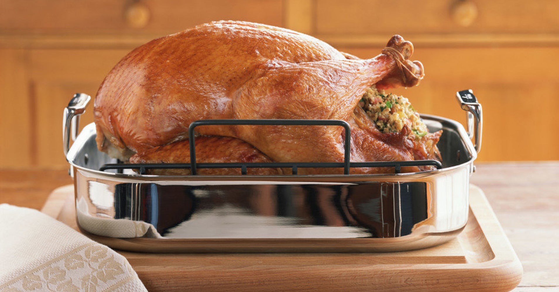 The Brilliant Trick For Perfectly Carving A Turkey HuffPost