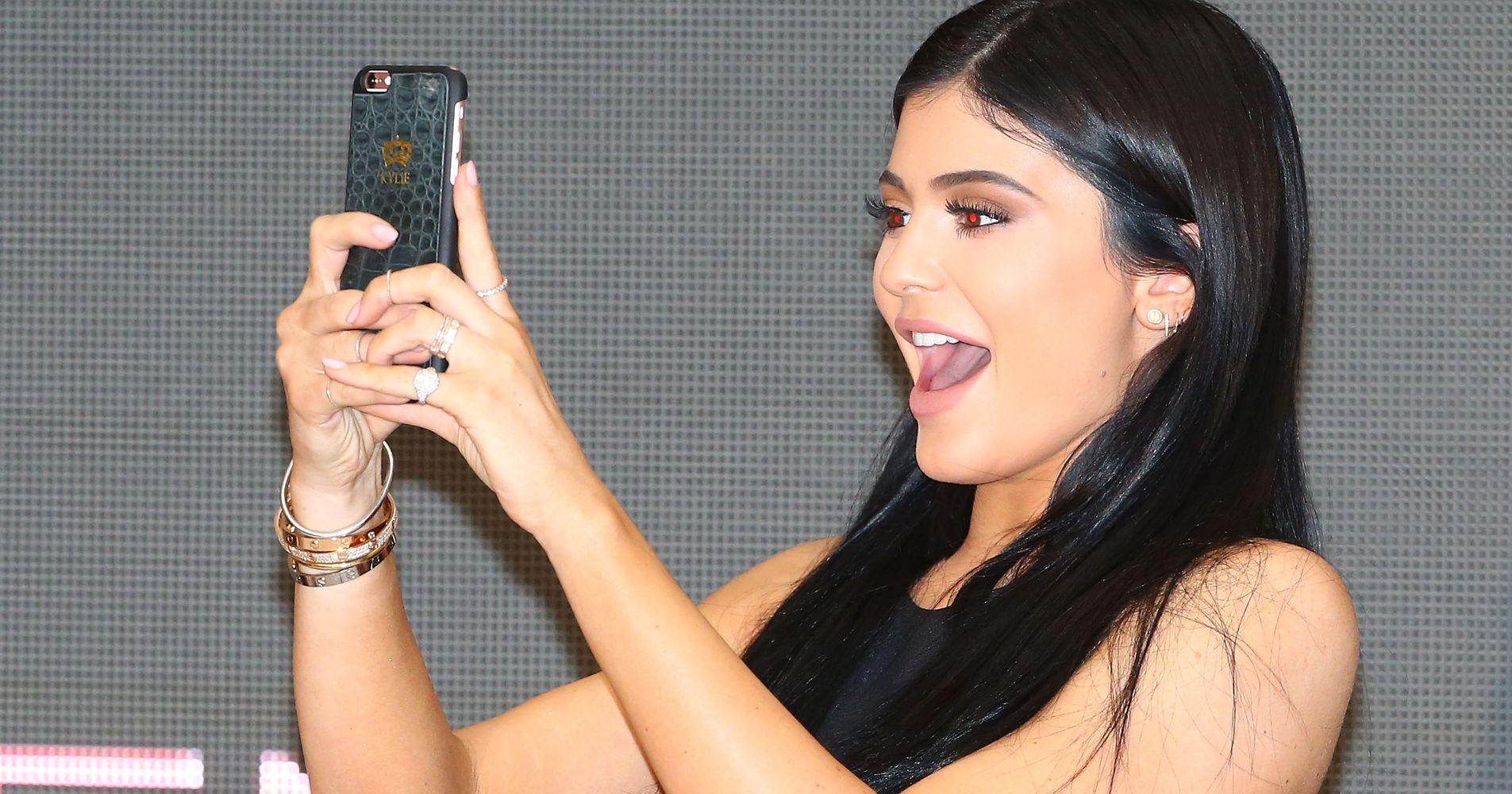 Kylie Jenners Snapchats May Be A Message To Tyga Following Split 