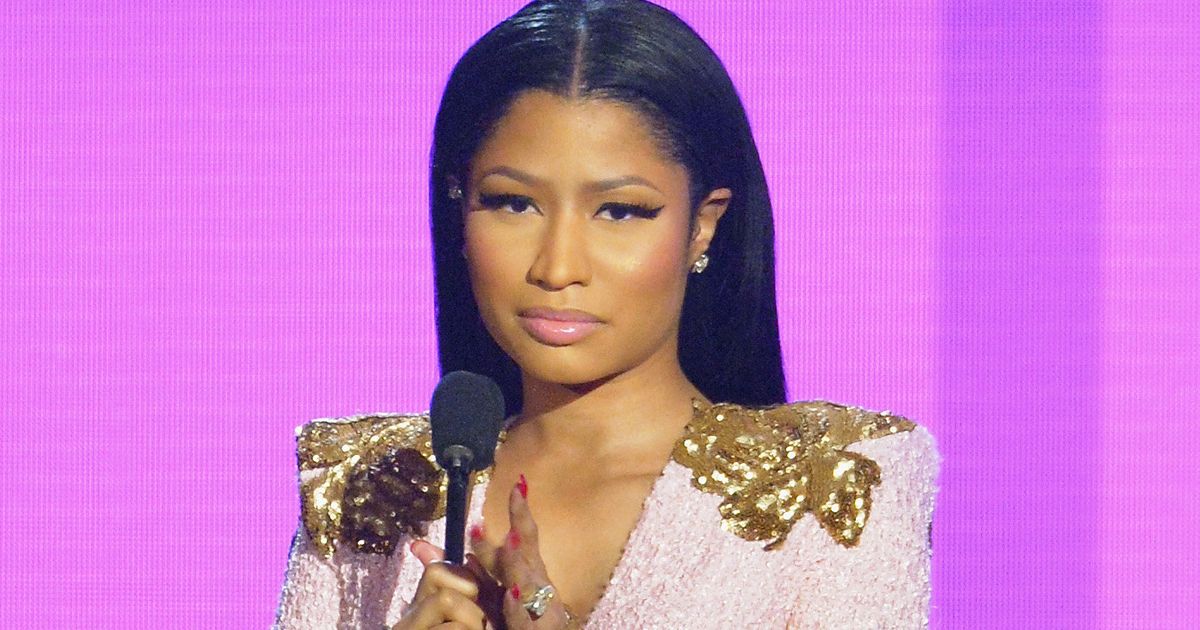 Nicki Minaj's AMAs Dress Was Delightfully Elegant | HuffPost Life