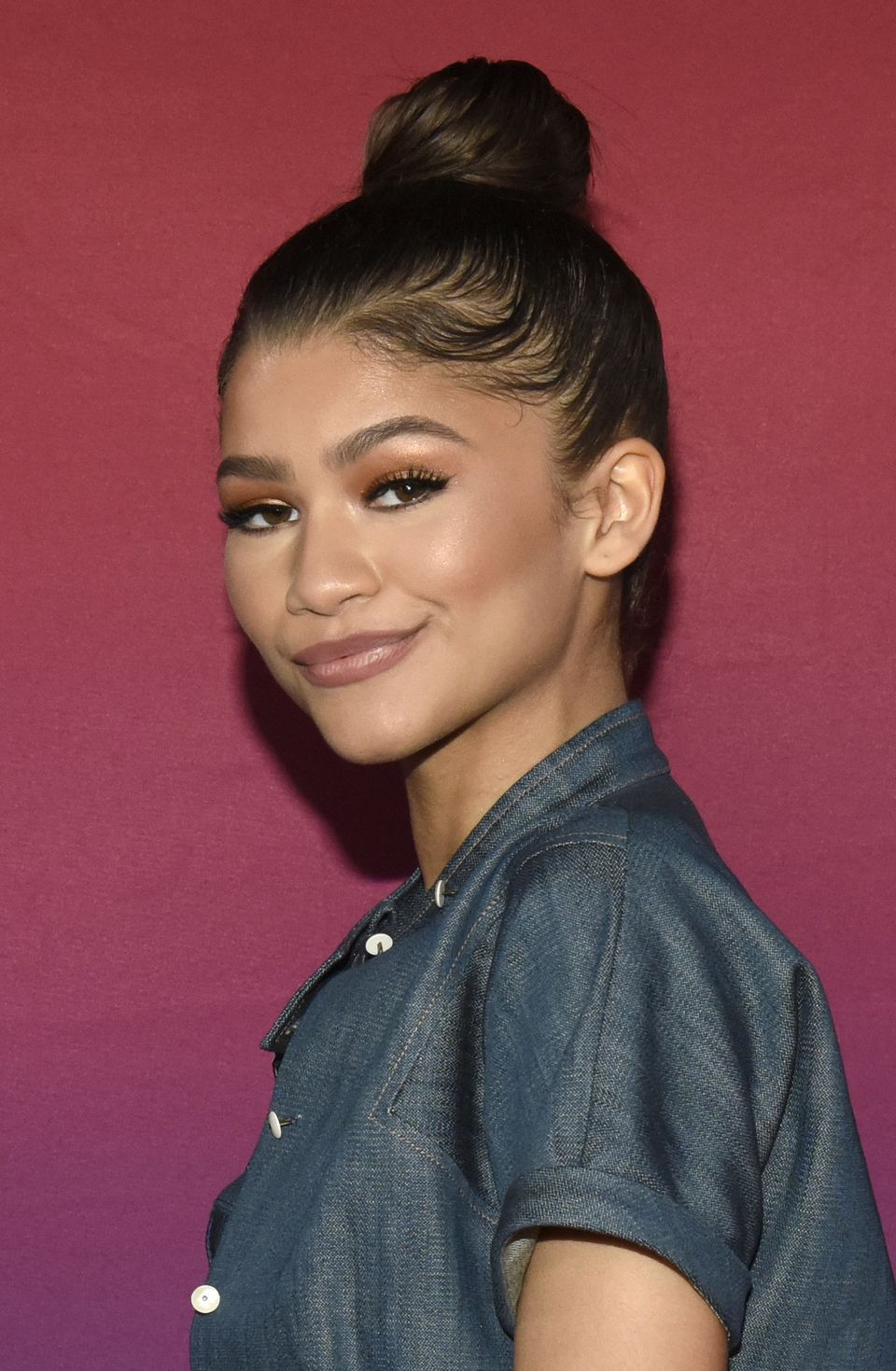 Celebrities Rocking Top Knots On This Week S Best Beauty List Huffpost Life