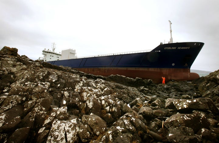 An investigation report released Thursday revealed that a Russian maritime officer had ingested half a liter of rum befo