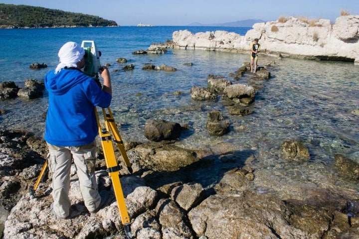 Researchers may have found the ancient Greek city of Kane off Turkey's coast.