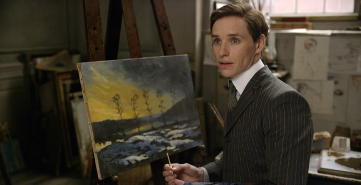 Eddie Redmayne stars in a "Danish Girl" scene where Lili presents as Einar.