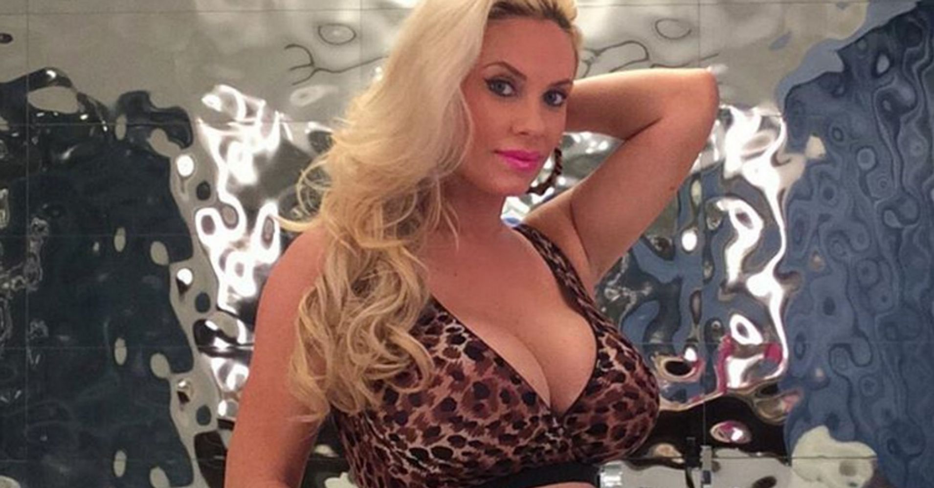 Pregnant Coco Austin Wears Leopard Print Sports Bra In Sexy Instagram 6710