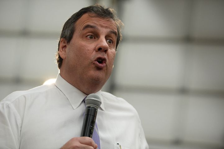Republican presidential candidate and New Jersey Gov. Chris Christie (R) recently received the endorsement of New Hampshire's largest newspaper.