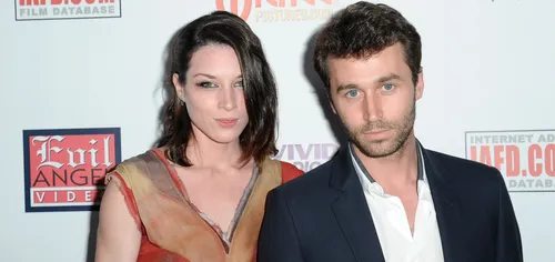 Anal James Deen - What To Know About The Sexual Assault Allegations Against James Deen |  HuffPost Women