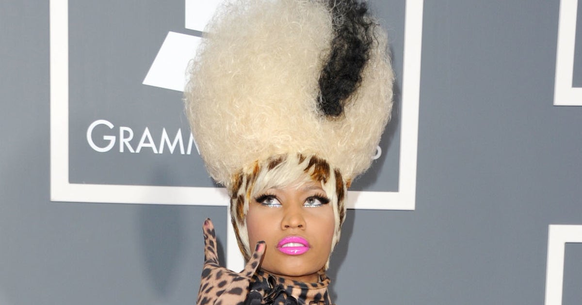 Каникулы блэкберри. Russell brand katy perry. Syllable логотип ос. Igramm. 7 interface.