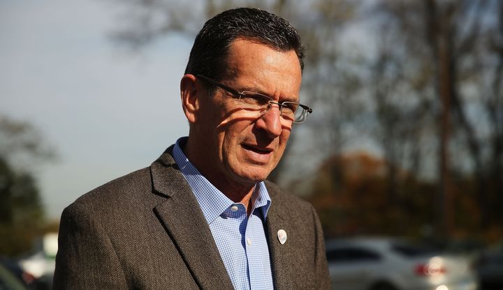 Connecticut Gov. Dan Malloy intends to sign an executive ordre banning individuals on government watch lists from buying guns.
