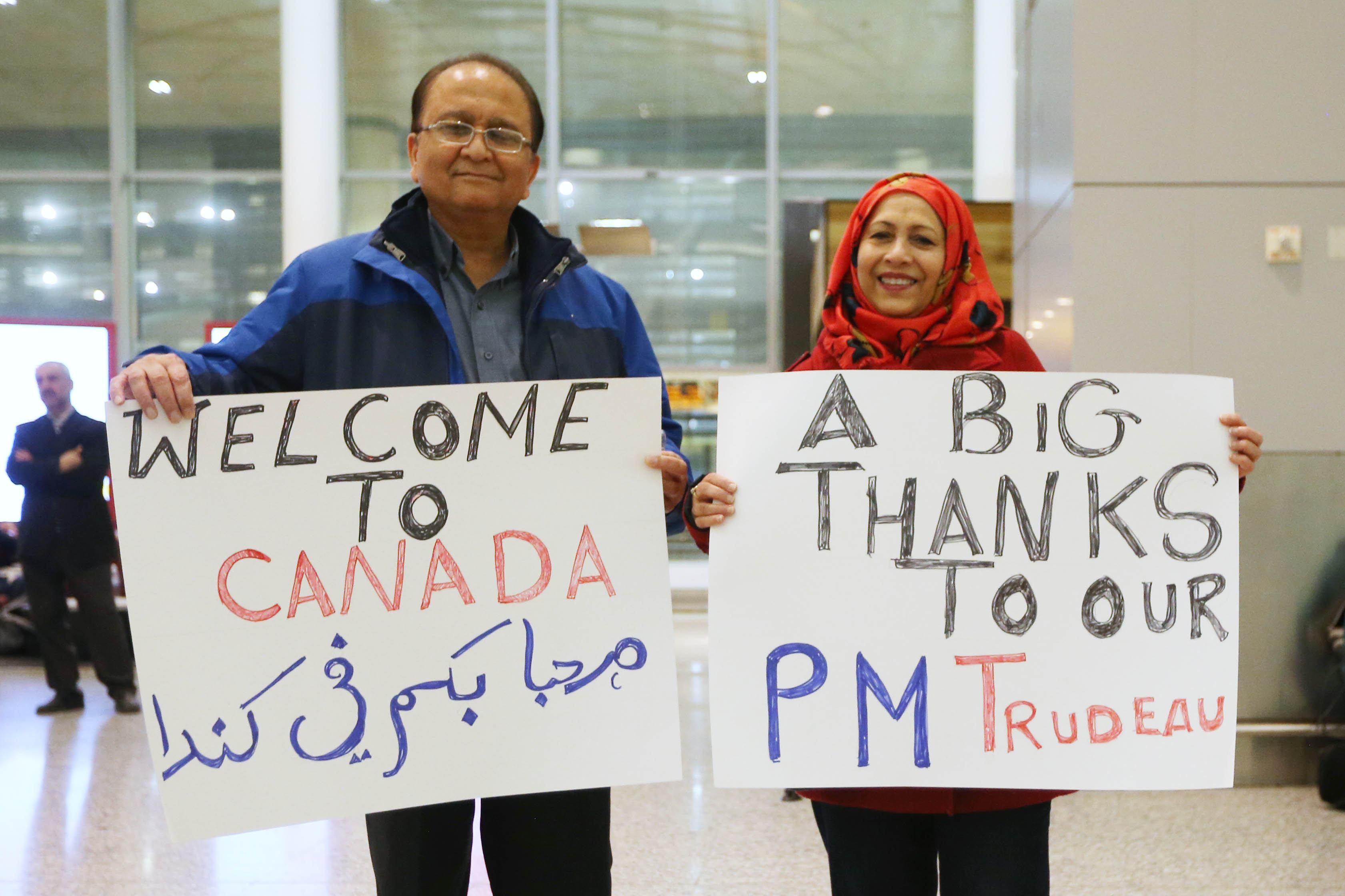 Justin Trudeau Welcomes Syrian Refugees To Canada With Open Arms | HuffPost