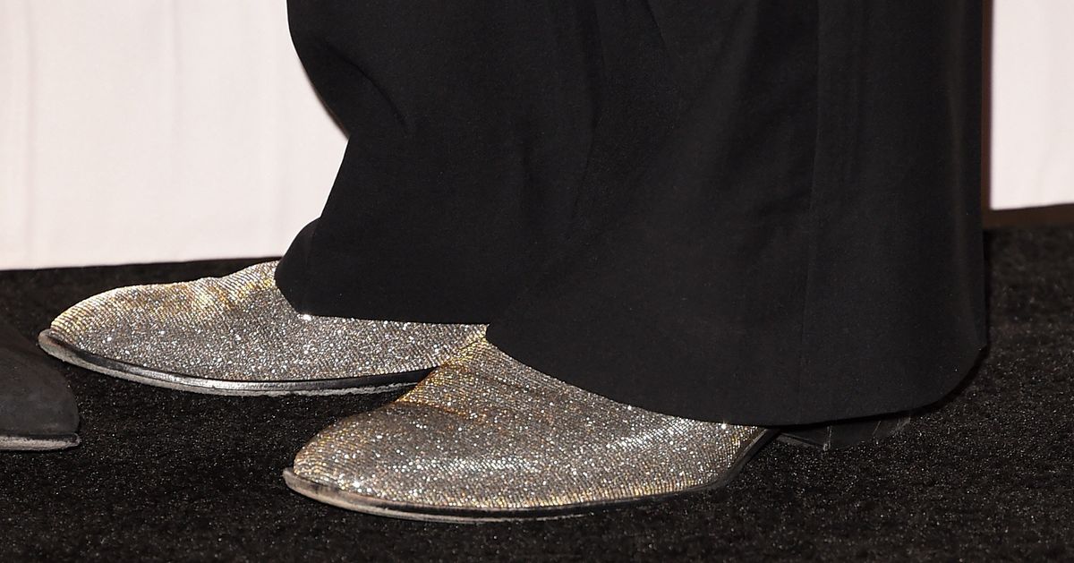 Here's Why Women Everywhere Want Harry Styles' Boots 