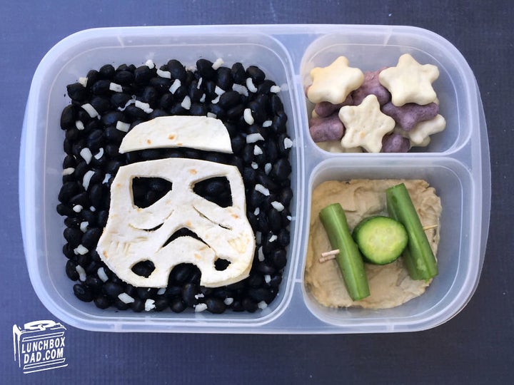 Dad Makes Awesome Star Wars-Themed Lunches For His Kids