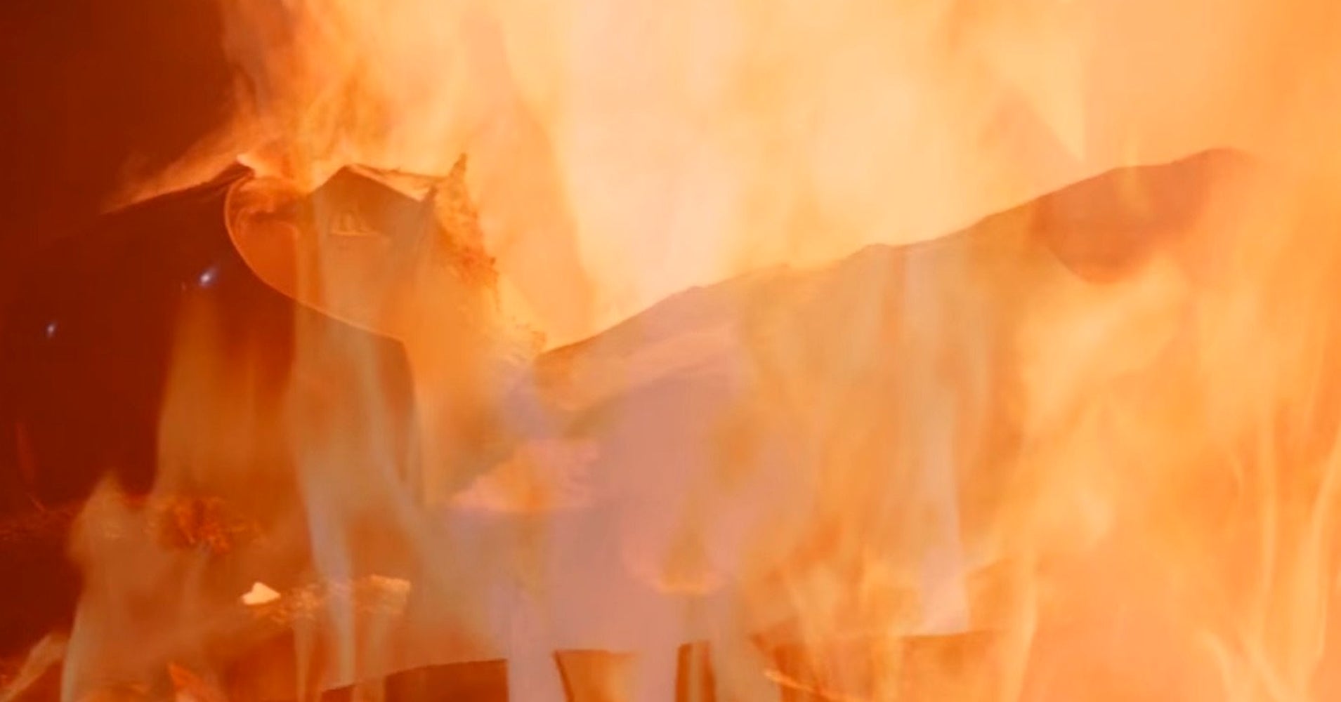 Darth Vader Roasting On An Open Fire Is A 'Star Wars' Yule Log HuffPost